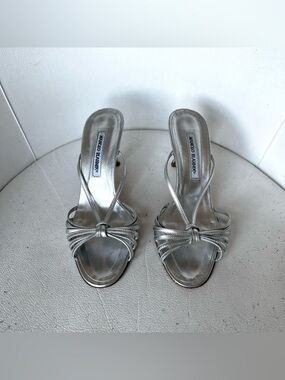 /|\ ((( {{{ △ }}} ))) /|\

Vintage Manolo Blahnik Silver Strappy Slides